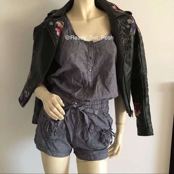 Paris Blues sleeveless short romper w/pockets size medium - Picture 2 of 8